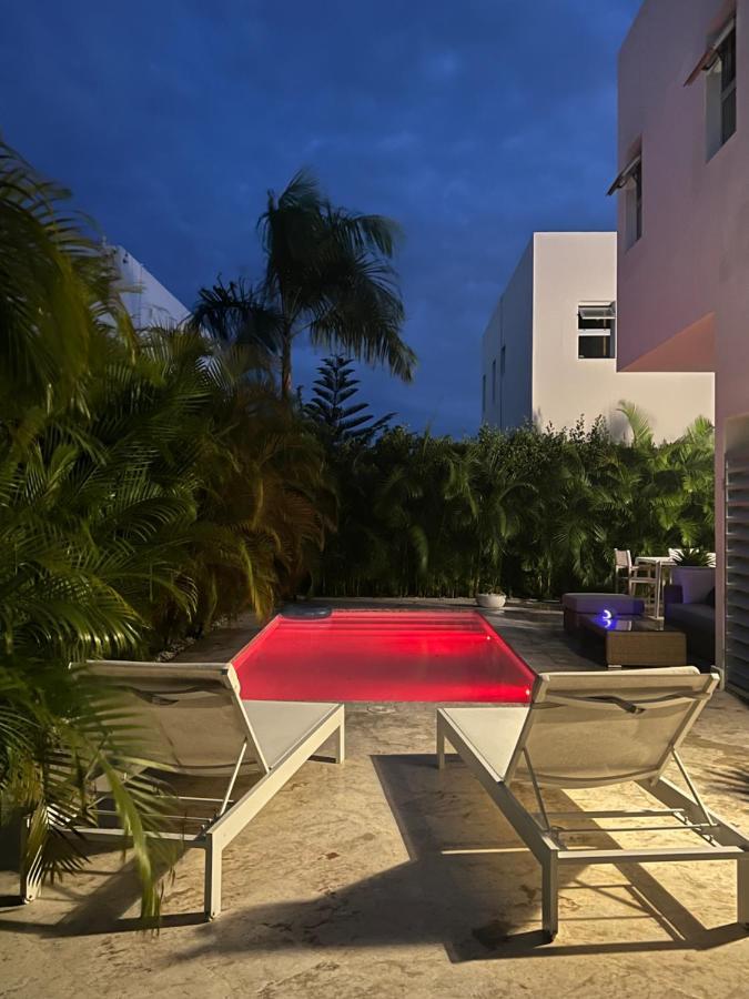 Stylish Luxury San Juan Lakes In Gated Community In Downtown With Private Pool