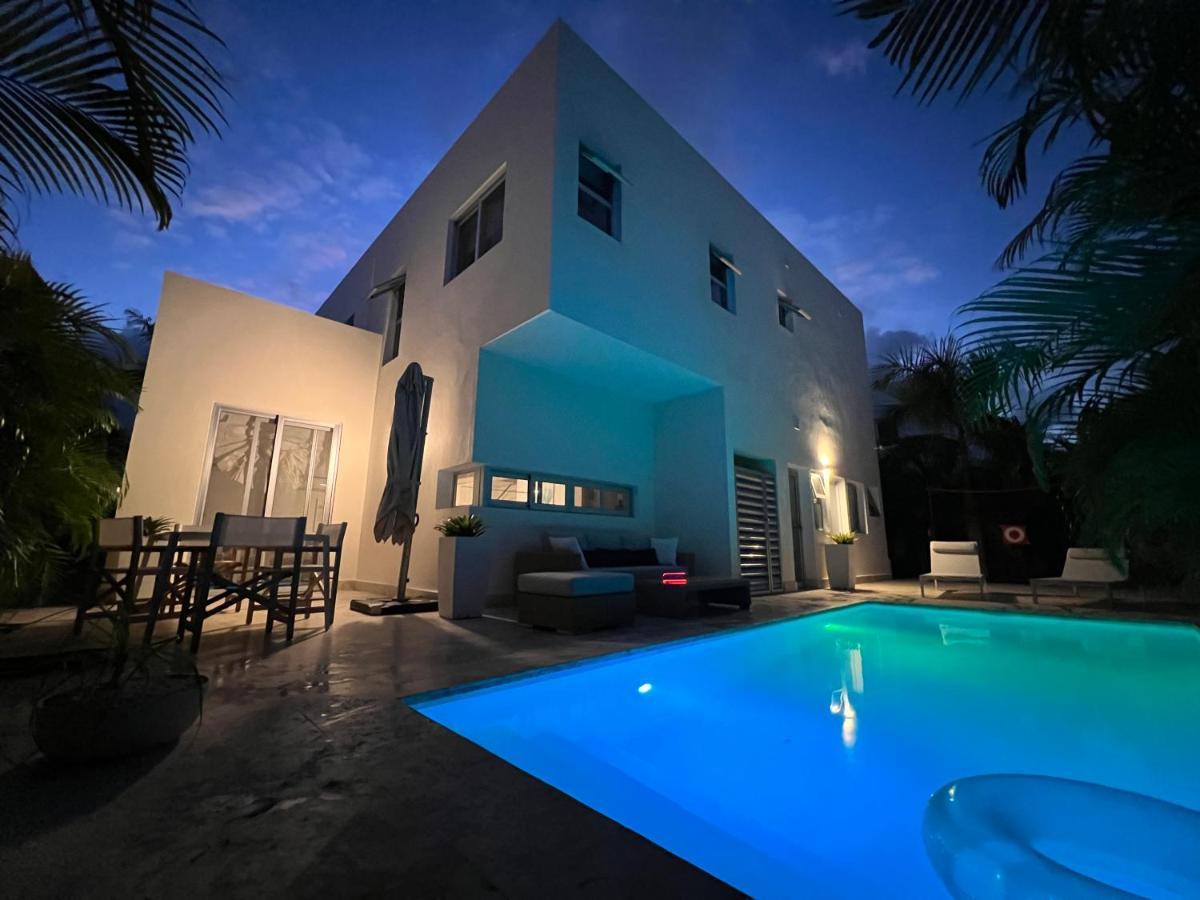 Stylish Luxury San Juan Lakes In Gated Community In Downtown With Private Pool Villa Punta Cana